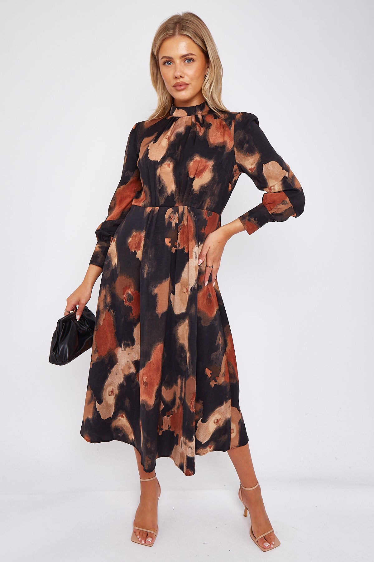 Brown Abstract Print Black Pleated Skirt Maxi Dress